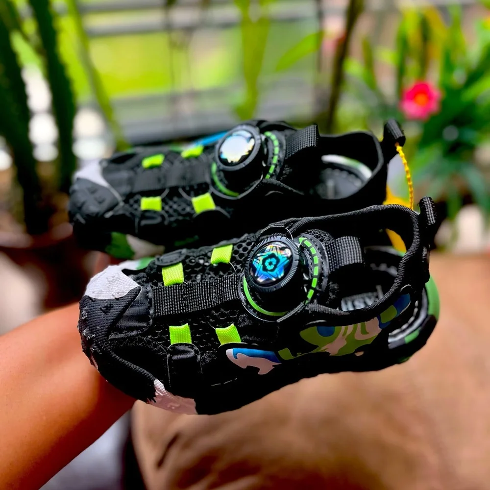 Kids shoes.. - Picture 1 of 1